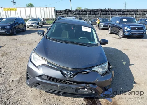 2016 Toyota Rav4 Le z USA, uszkodzony, nr VIN JTMBFREV7GD189846